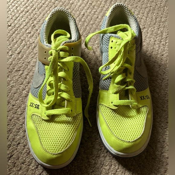 Nike dunk low zoom air ronaldinho Dunkesto 2007 volt .gently used. 1 rubber band - Picture 1 of 5